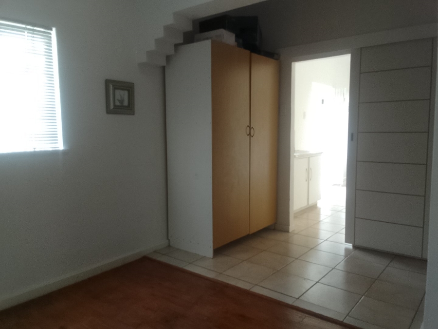 To Let 1 Bedroom Property for Rent in Bodorp Western Cape